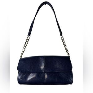 Liz Claiborne blue wallet with chain‎